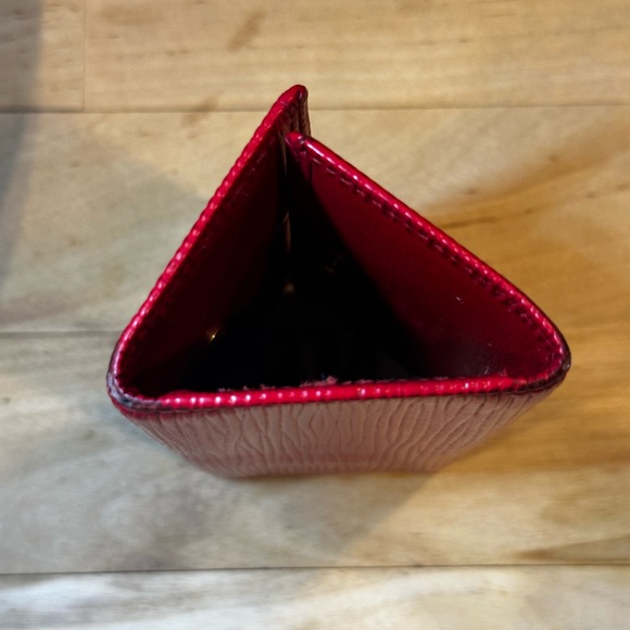 Louis Vuitton Red Epi 4 Key Holder - Picture 5 of 12